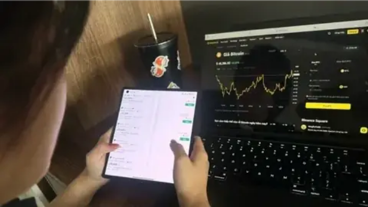 'Dở khóc - dở cười' vì tin vào chiêu trò đầu tư online